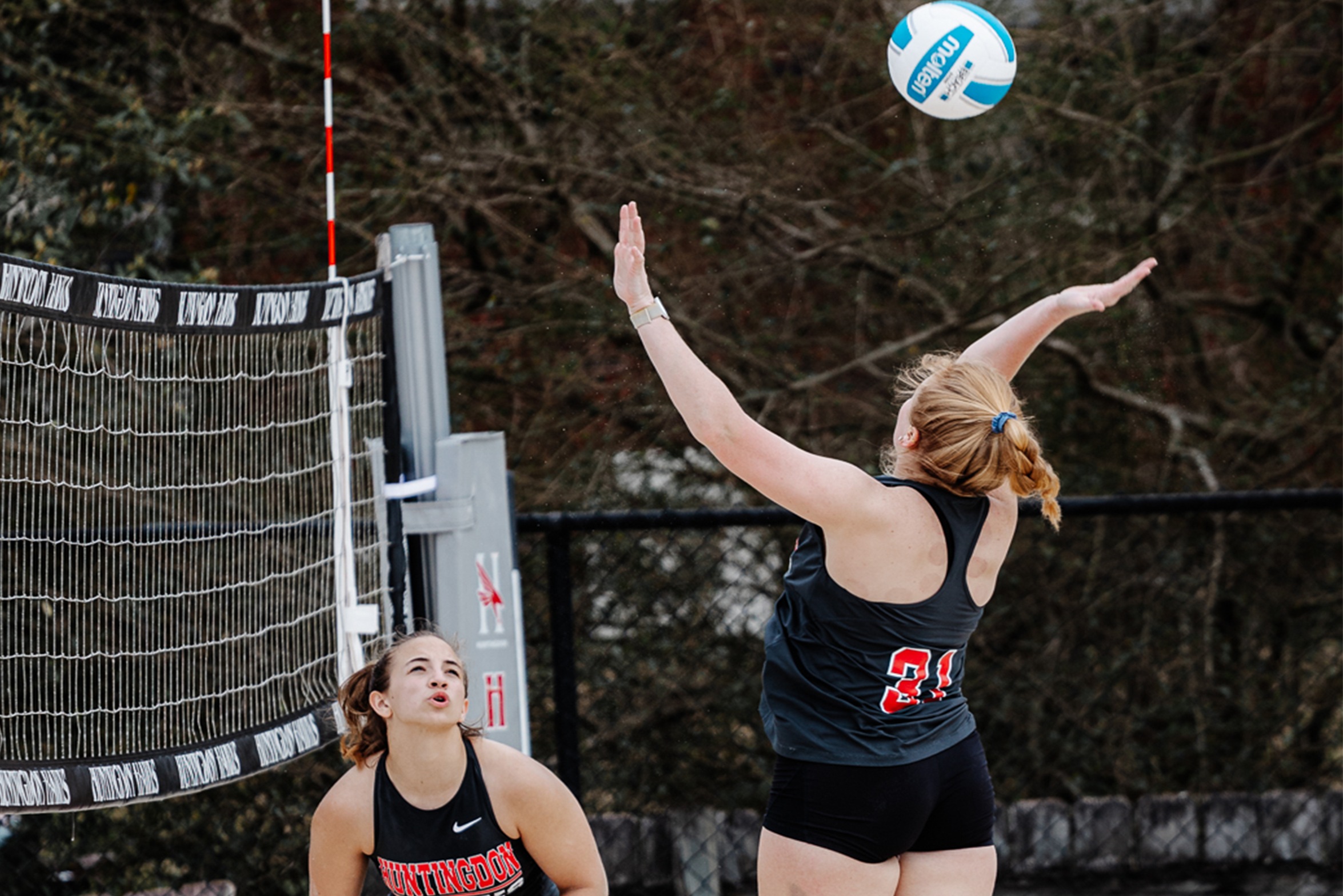 Hawks Beach Volleyball Splits at Gulf Shores Tournament