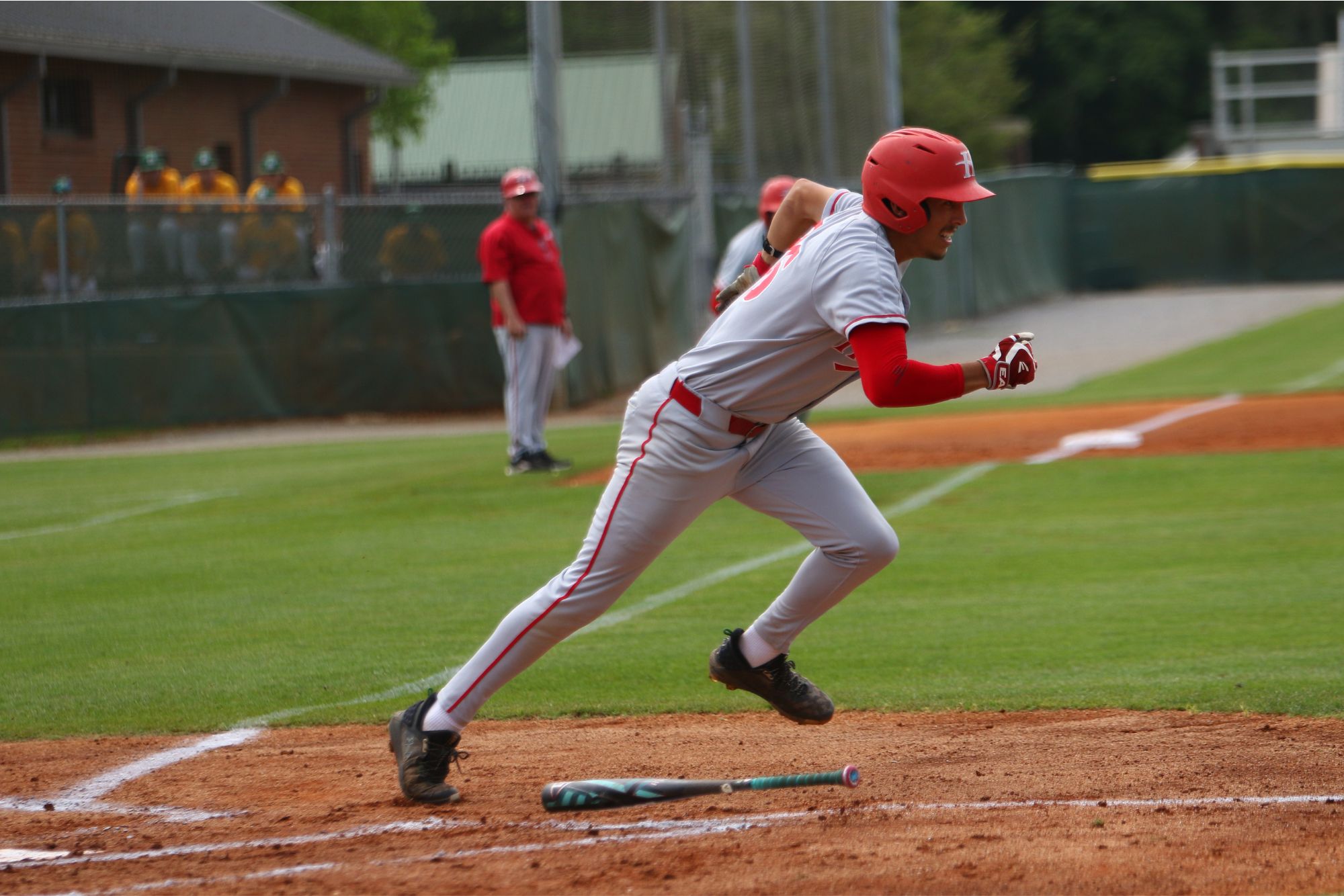 Hawks Take 3-0 Lead Before Weather Delay Postpones Play