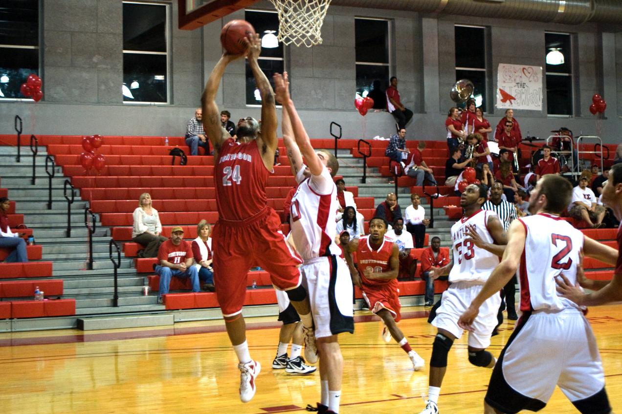 Huntingdon falls on last-second block