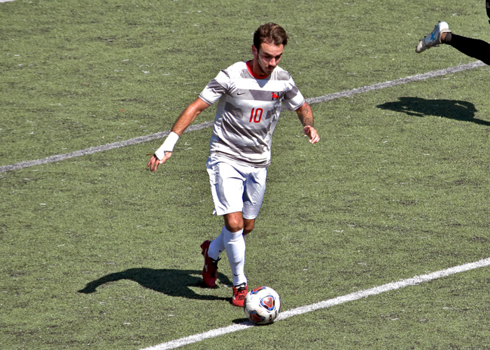 Hawks end men&rsquo;s soccer season with loss to LaGrange