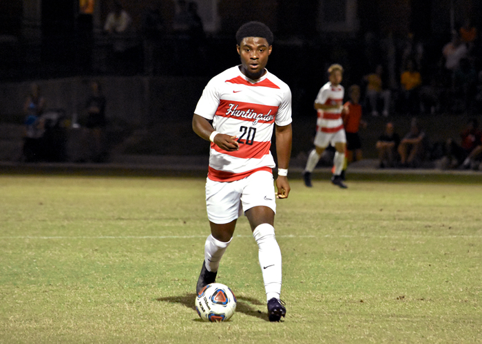 Huntingdon beats Piedmont for seventh win of the season