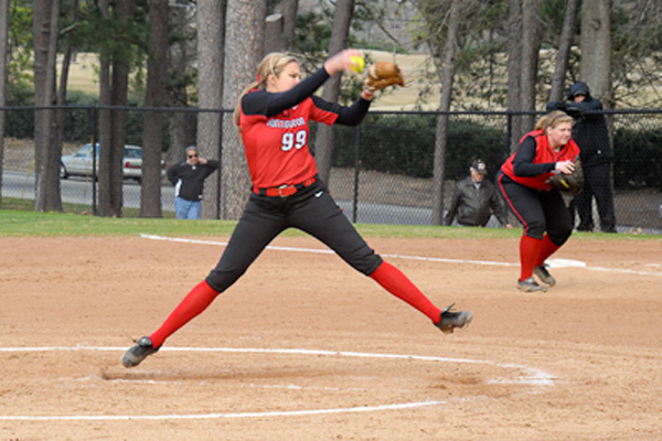 Huntingdon softball takes two games from Millsaps