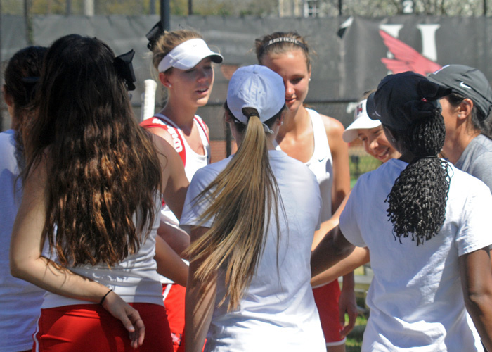 Women&rsquo;s tennis bounces back with win at Piedmont