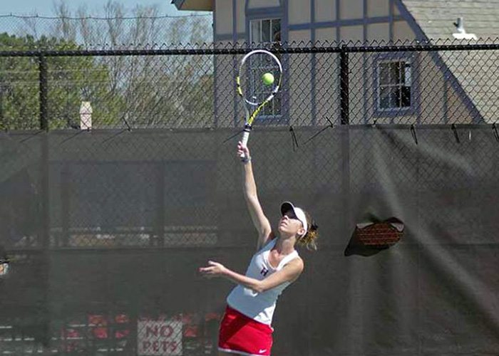Lady Hawks remain unbeaten with win over Averett