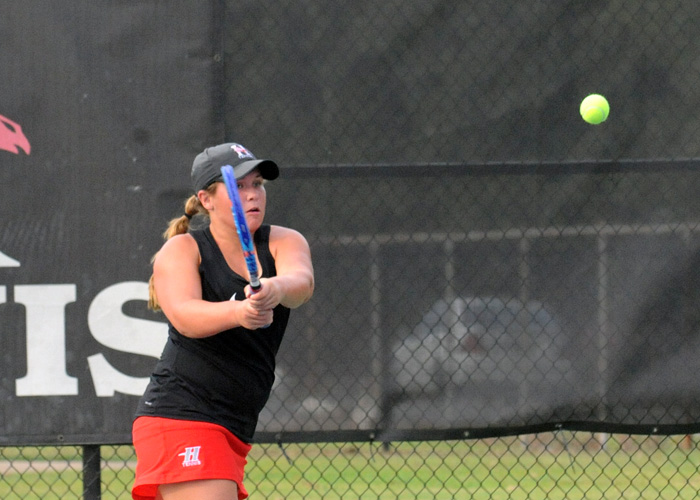 Lady Hawks defeat Division II Albany State